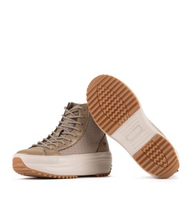 Bota deportiva Cassel para mujer en color bronce-Yumas Oficial.