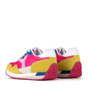 Sneakers fucsia para mujer, modelo Ambra- Yumas Footwear.