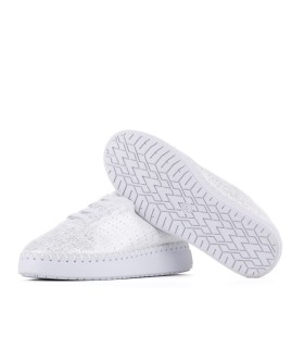 Viola white mircolight sneakers for women - Yumas Footwear.