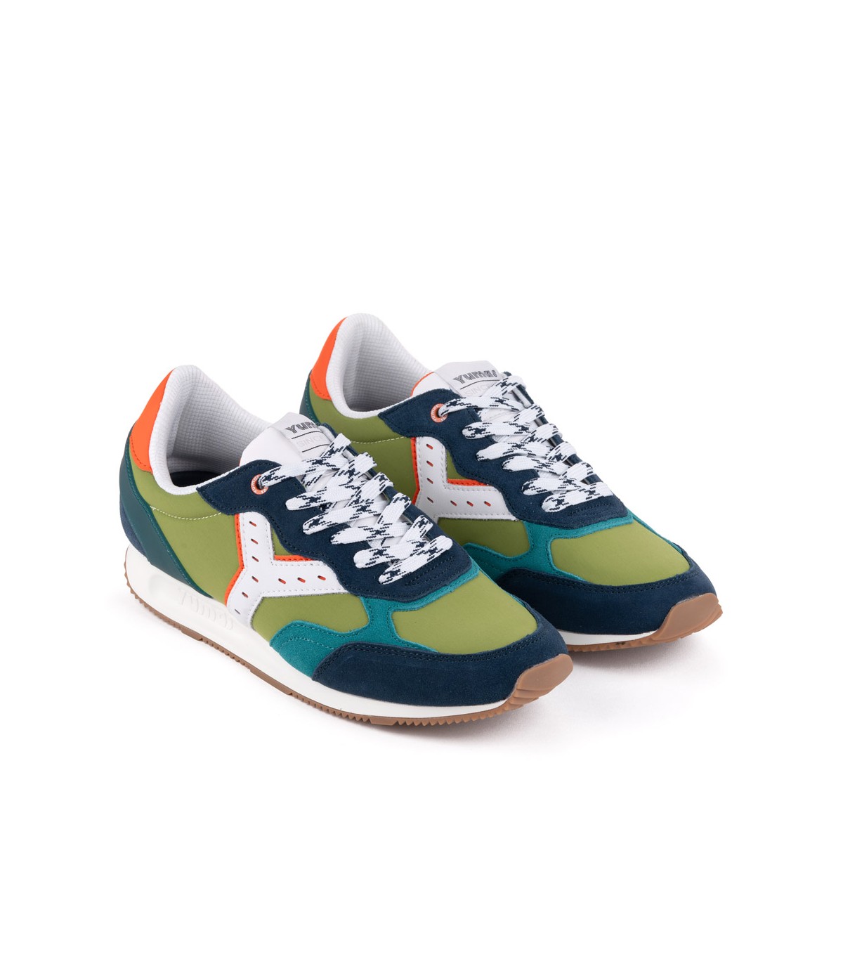 Green sneakers for men, Gibson model - Yumas Footwear.