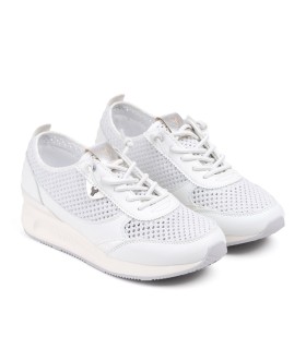 Conelly white sneakers for women - Yumas Footwear.