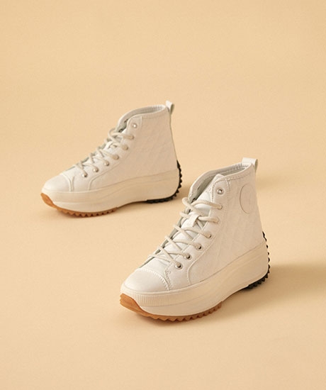 <strong>Madelein Sneakers</strong> Collection